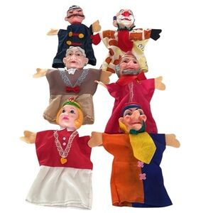 Vintage 1970’s Mr. Rogers Set of 6 Rubber Head Hand Puppets Excellent Condition
